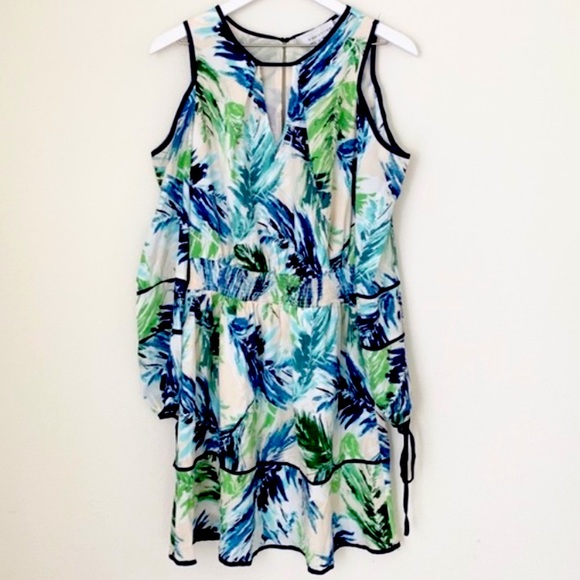 Adelyn Rae Dress - Picture 3 of 6